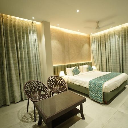 Hotel Laksh Райпур Экстерьер фото